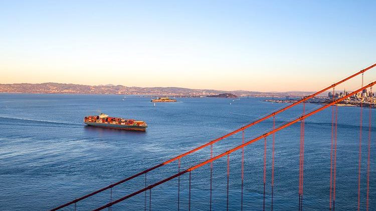 Unveiling the Magnificence of the Golden Gate Bridge: A Journey through Nature and Culture